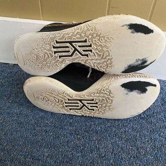 Nike Kyrie Irving Raygun men 9 mid top tie up basketball shoes - Picture 7 of 9